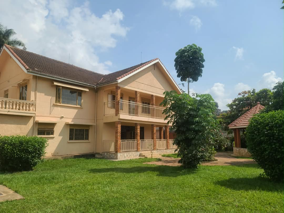 Stunning 5-Bedroom Executive Home with Scenic Lake Views for Rent in Kansanga
